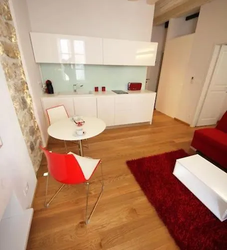 Nije Presa 2 두브로브니크